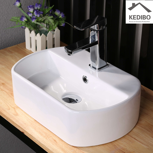 8 Things Everyone Forgets When Renovating Their Bathroom - pedestal sink